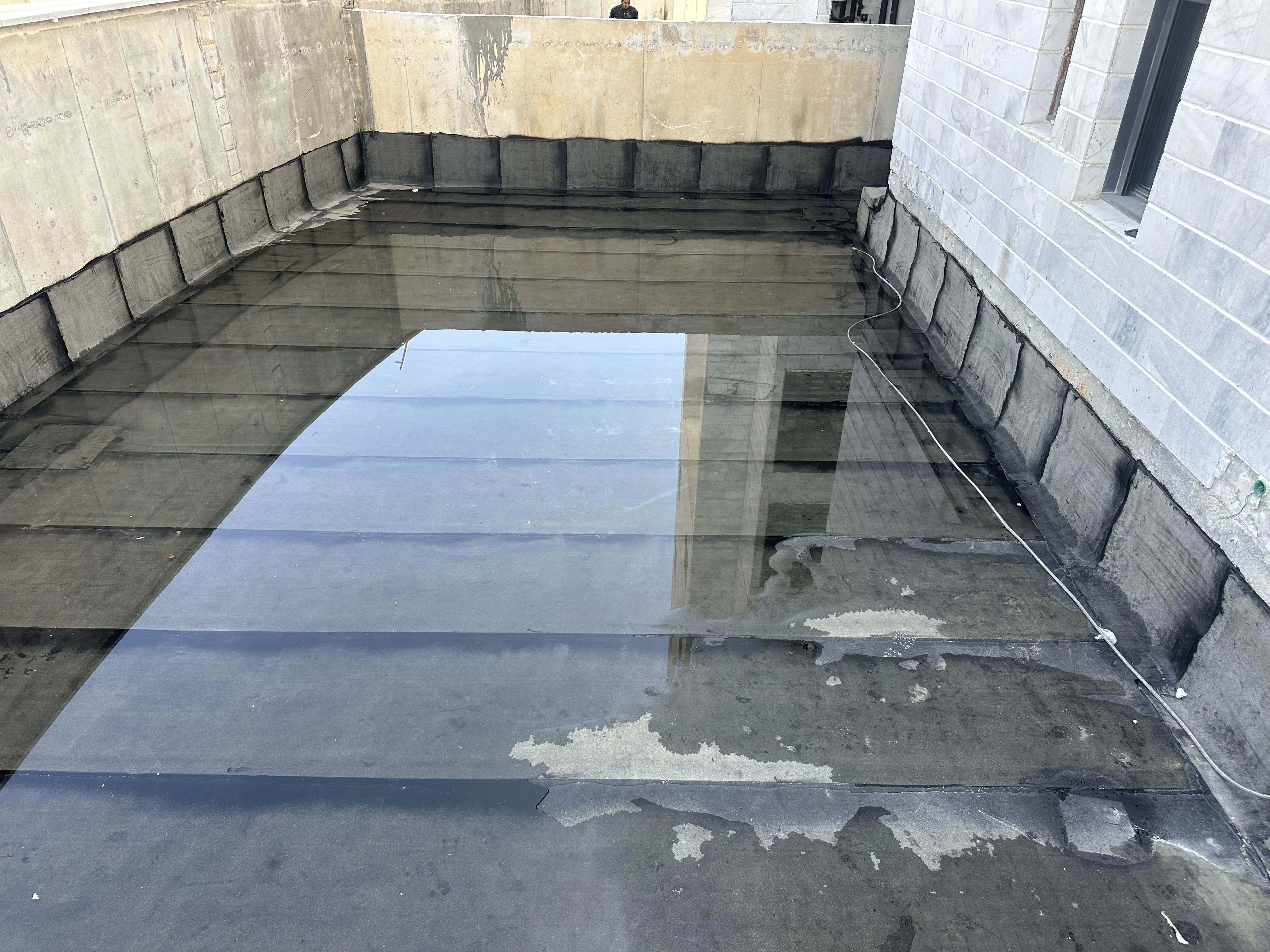 איטום קירות מרתף